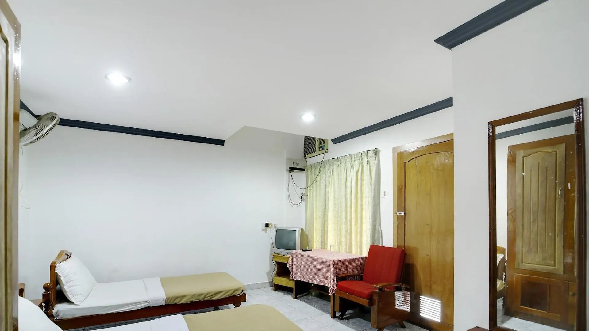 Hotel O Pathanamthitta Near Mahatma Gandhi Statue 3*,