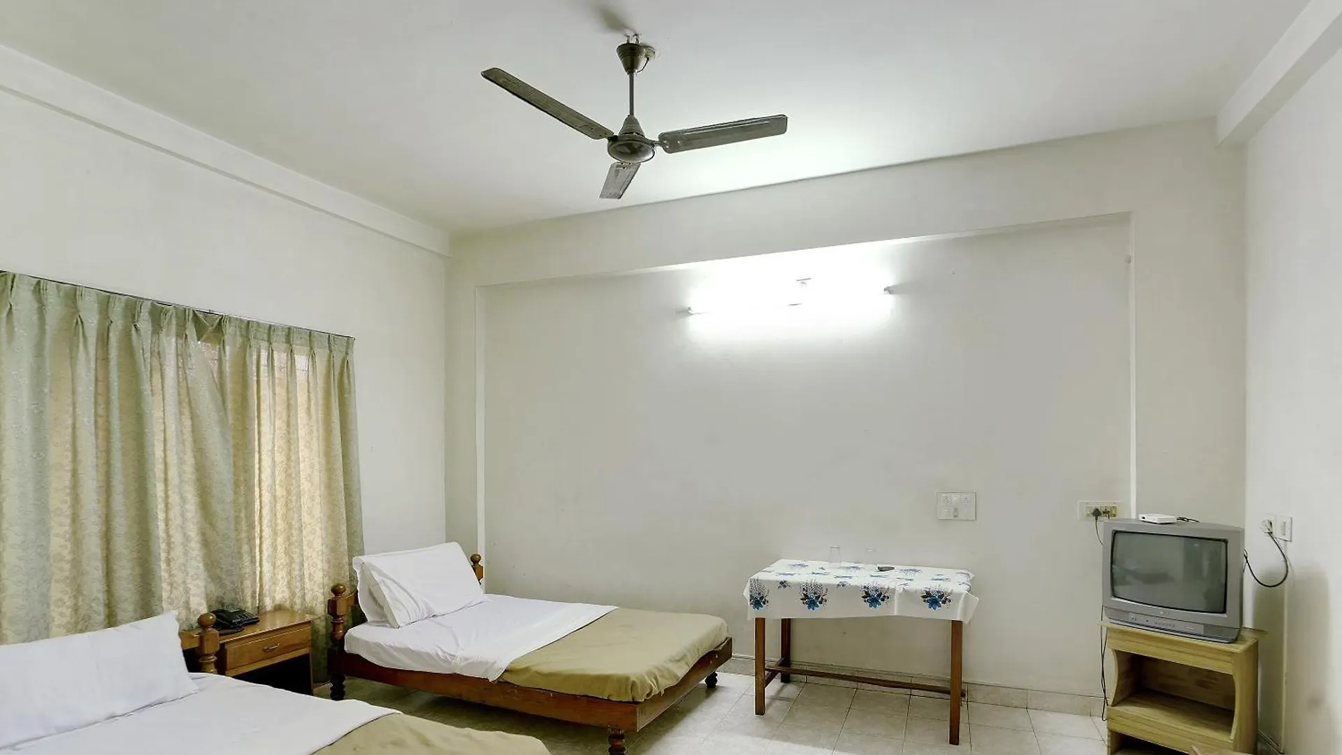 Hotel O Pathanamthitta Near Mahatma Gandhi Statue 3*,